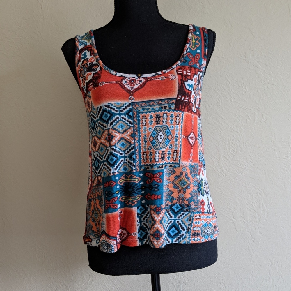 CROPPED BOHO / AZTEC PRINTED CROP TOP